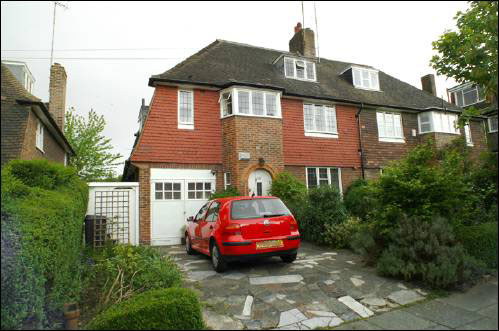 16 Gurney Drive